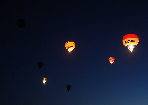 Полет воздушных шаров над Вайкато