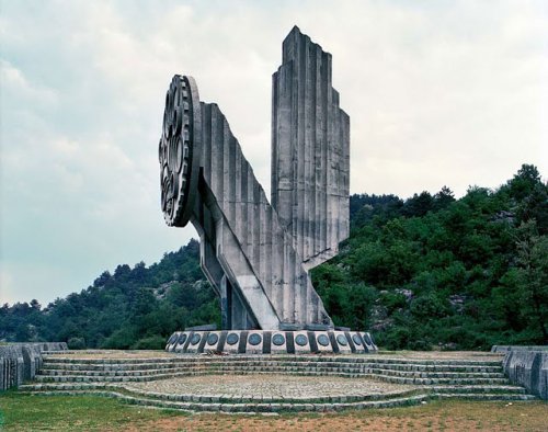 Монументы Второй Мировой Войны