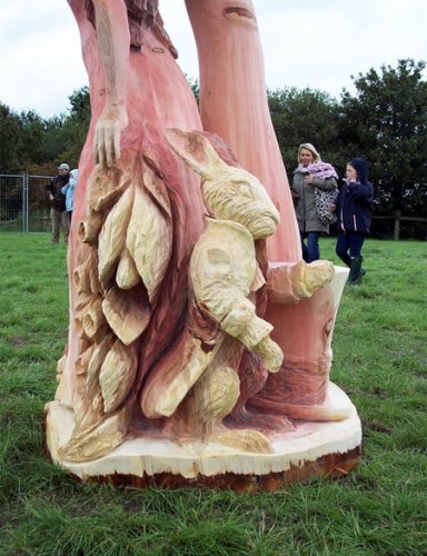 Удивительные скульптуры деревьев