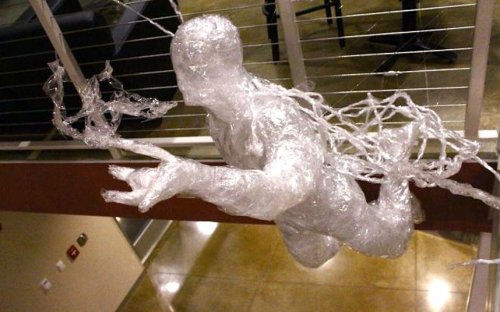Победители конкурса скульптур из скотча “Off the Roll” 2012