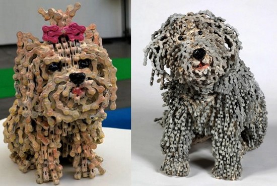 Скульптуры собак, сделанные из велосипедных цепей