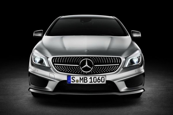 Mercedes-Benz CLA – новинка автосалона Detroit Auto Show 2013 (27 фото)