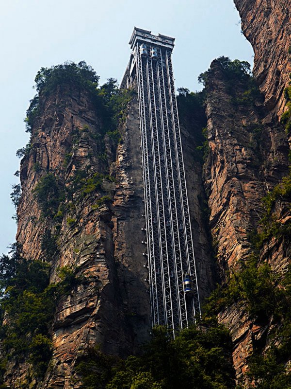 Вид на горы Аватара из лифта Ста Драконов (10 фото)