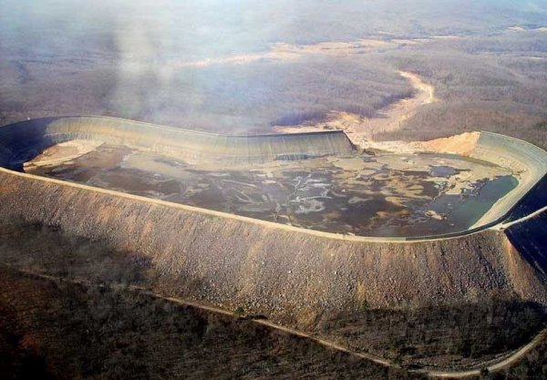 Необычная гидроэлектростанция, находящаяся в 80-ти км от источника воды (11 фото)