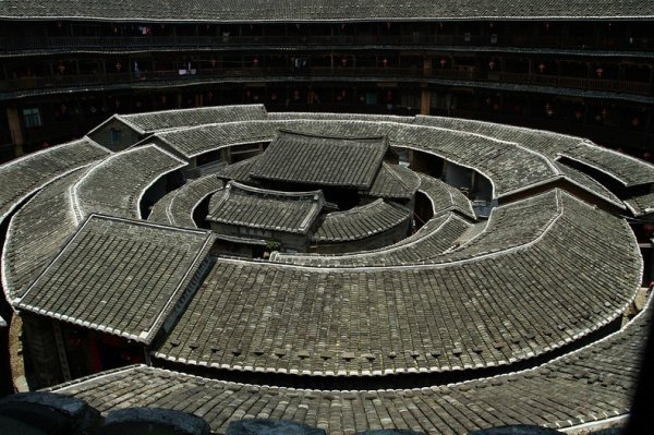 Фуцзянь Тулоу – древние земляные замки в Китае