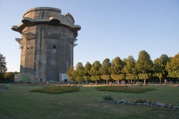 Зенитные башни Люфтваффе (13 фото)
