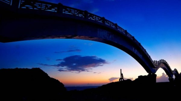 Драконий мост на Тайване (14 фото)