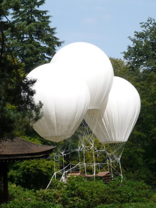 Обезьяний мост на воздушных шарах (6 фото)
