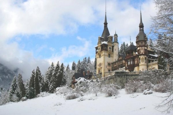 Сказочные зимние дворцы (16 фото)