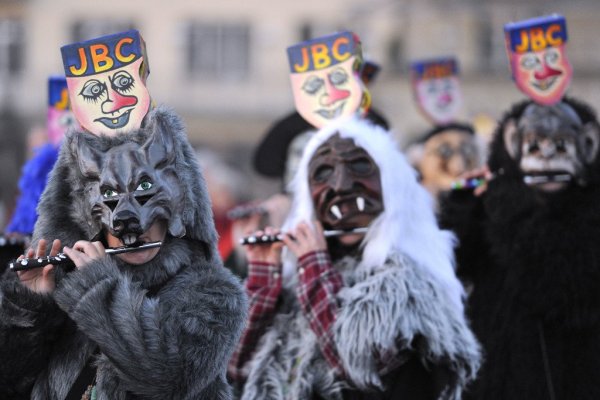 Красочный карнавал в Базеле (18 фото)