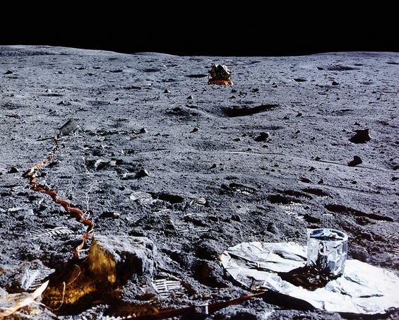 Топ-10: Поразительные факты о Луне