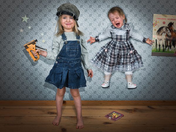 Креативный отец создаёт невероятные фотоманипуляции с тремя своими дочерьми (22 фото)