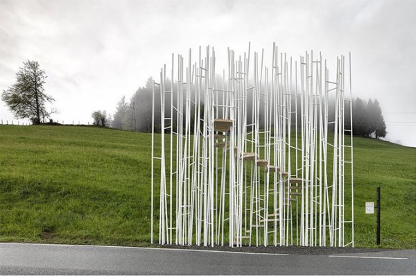 Дизайнерские автобусные остановки в австрийском городке (13 фото)