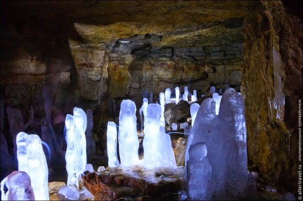 Кунгурская ледяная пещера (10 фото)