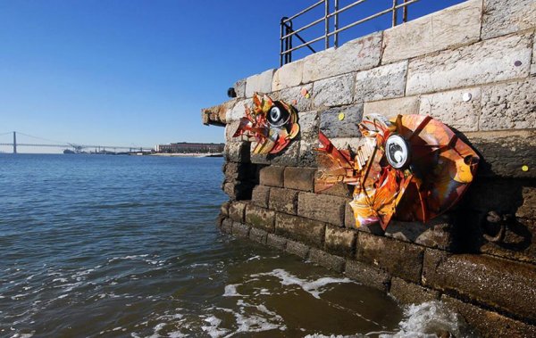 Животные из мусора: арт-проект, привлекающий внимание к проблеме загрязнения окружающей среды (14 фото)