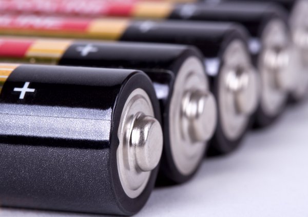 Учёные трудятся над созданием батареи, срок службы которой будет составлять пять тысяч лет