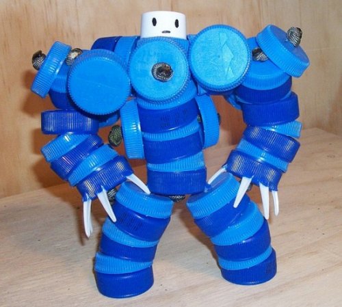 Коллекция роботов, созданная простым солдатом