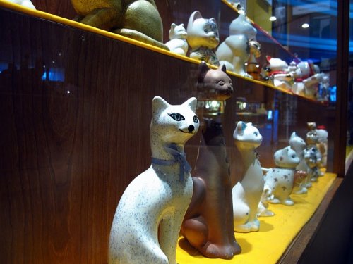 Необычный музей кошек в Малайзии