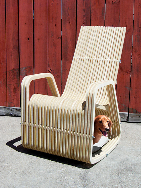 Кресло-качалка с отделом для животных