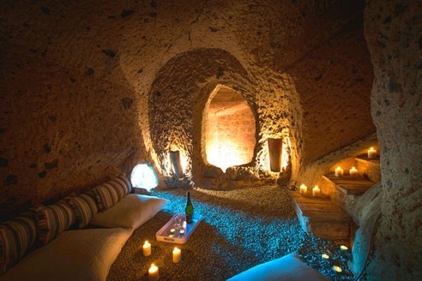 Резиденция Domus Civita, высеченная в пещерах