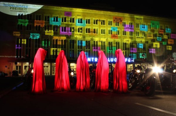 Берлинский Фестиваль света украсил городскую архитектуру