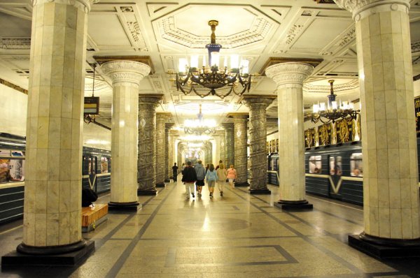 Самые красивые станции метро европейского континента