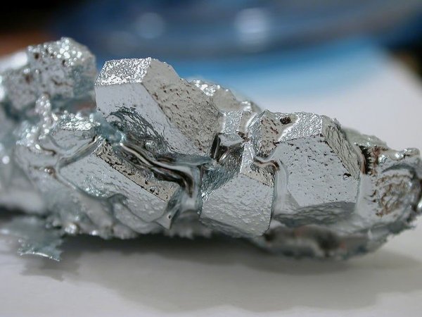 Галлий – металл, тающий в руках (7 фото)