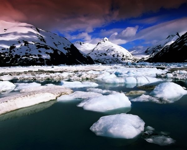 Живописная красота Ледяного каньона в Гренландии (12 фото)