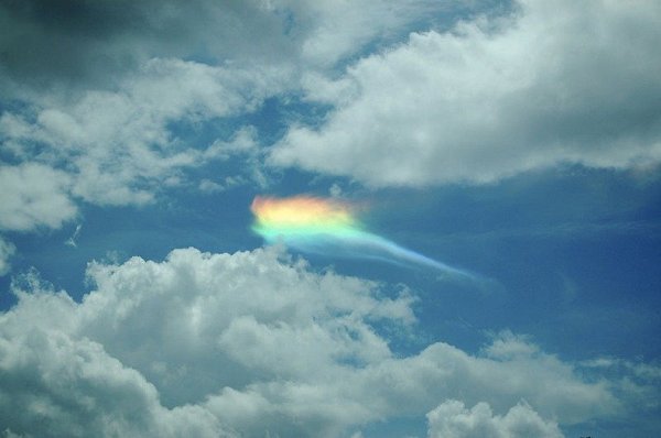 Радужные облака (15 фото)