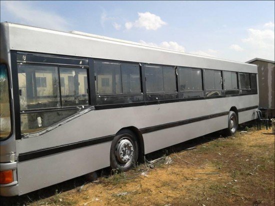 Израильтянки превратили старый автобус в прекрасное жилое пространство