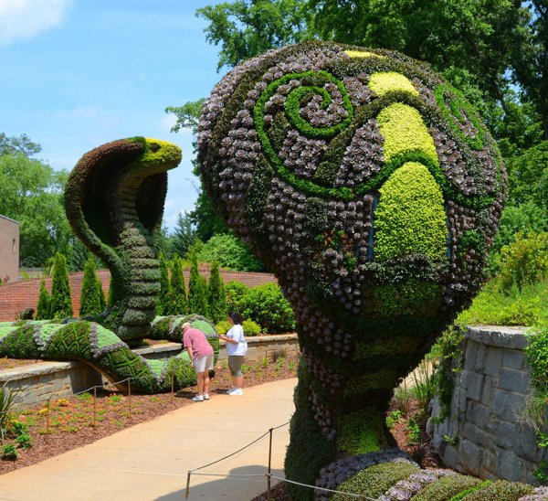 Гигантские живые скульптуры на выставке в ботаническом саду Атланты (12 фото)