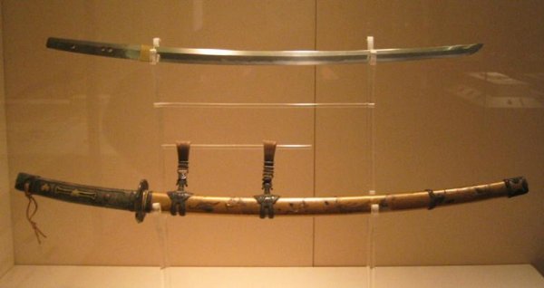 Топ-10: Самое дорогое средневековое оружие, когда-либо проданное в мире