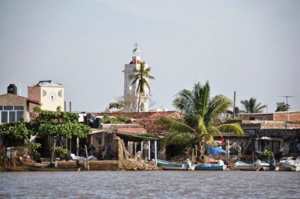 Островной город Мескальтитан: мексиканский аналог Венеции (9 фото)