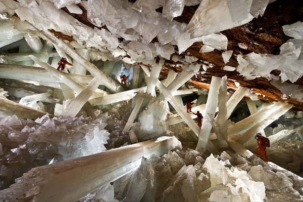 Прекраснейшие пещеры со всего света (25 фото)