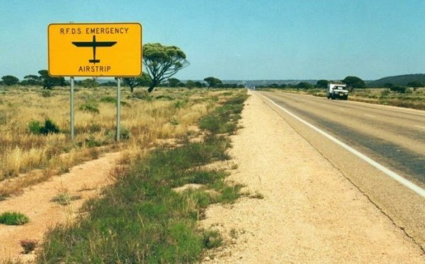 Самая длинная в мире прямая дорога (11 фото)