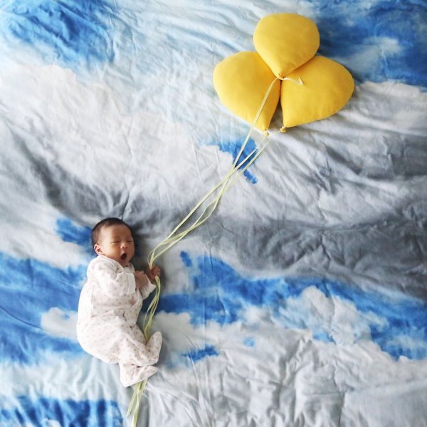 Фотоприключения спящей дочурки (25 фото)