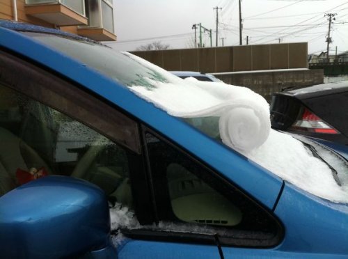 Автомобили как произведения ледяного искусства (28 фото)