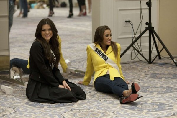 Участницы готовятся к конкурсу красоты «Мисс Вселенная» (68 фото)