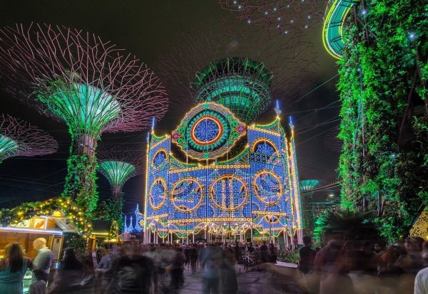 Сингапурские Сады у залива в рождественские праздники (20 фото)