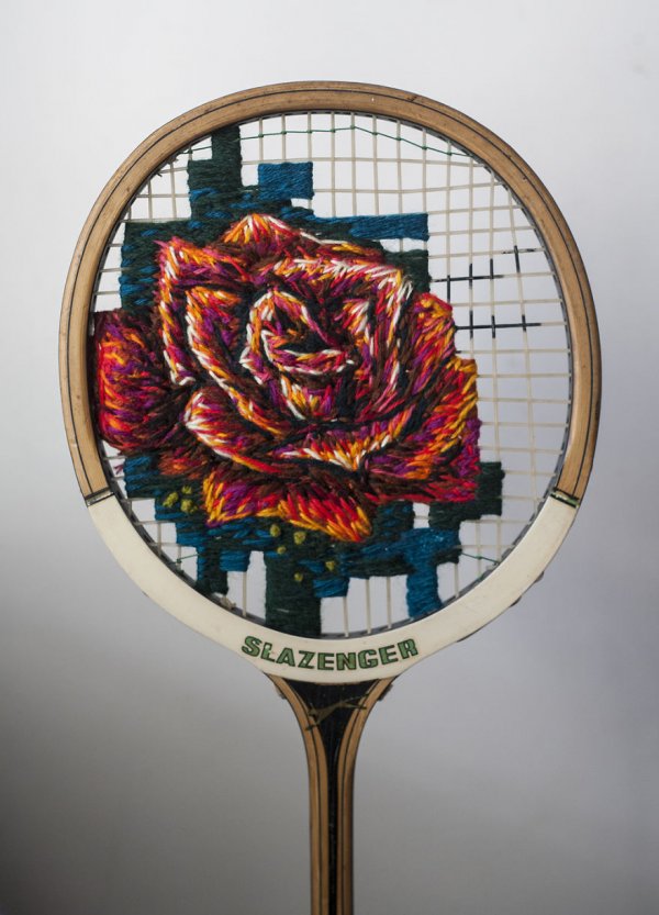 Необычные вышивки на теннисных ракетках (15 фото)