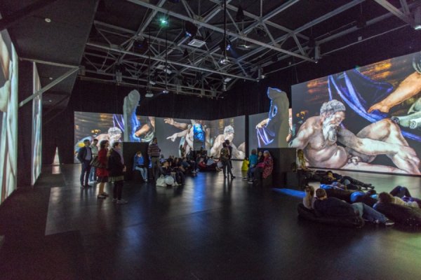 В Москве действует интермедийная выставка «Микеланджело. Создание мира»
