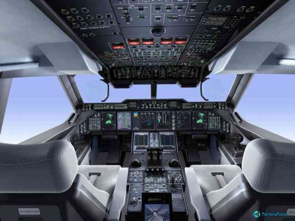 Разрабатываются технологии, позволяющие управлять пассажирским самолетом без пилота