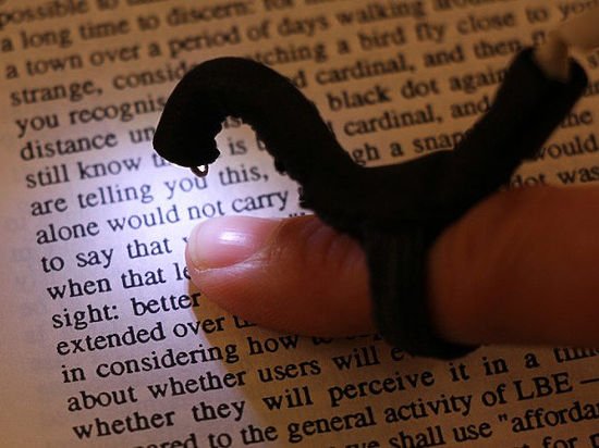 Учёные создали устройство, позволяющее слепым читать без использования шрифта Брайля