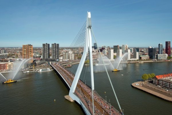 План микрорайона Feyenoord City должен преобразить южную часть Роттердама