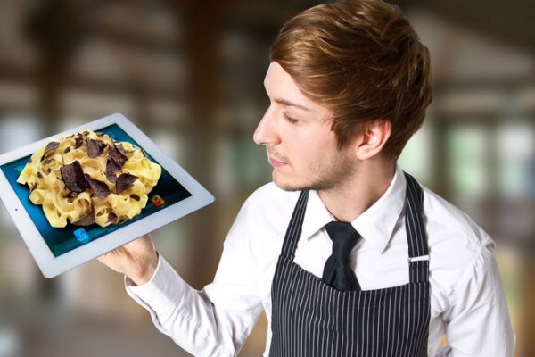 В США в ресторане тарелки успешно заменили на iPad