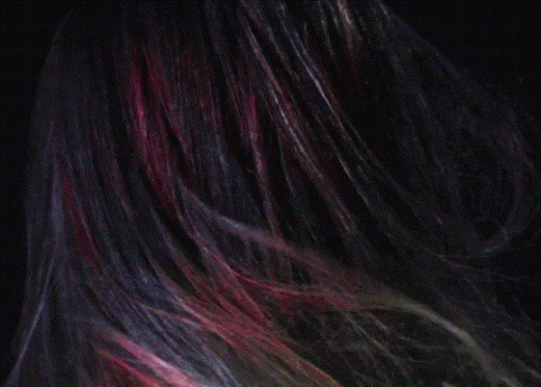 В мире появилась первая краска для волос, способная менять свой цвет