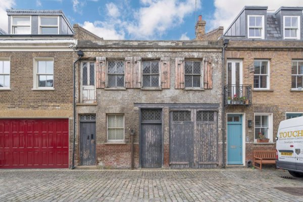 В Лондоне заброшенное здание продают по цене 2,9 миллиона евро
