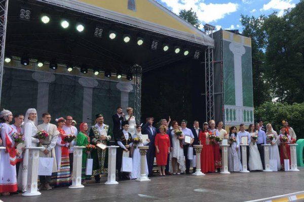 В Московском регионе сыграли якутскую свадьбу