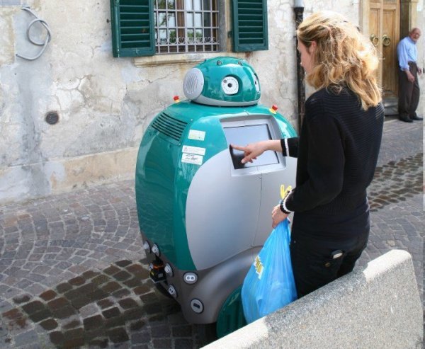 Роботы помогут избавить мир от пластика