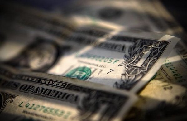 Трейдеры прогнозируют новые беды для доллара